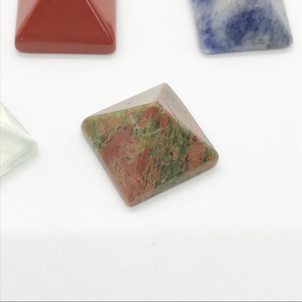 7-Pc Natural Crystal Quartz Healing Stone Set NWOT - Picture 6 of 7